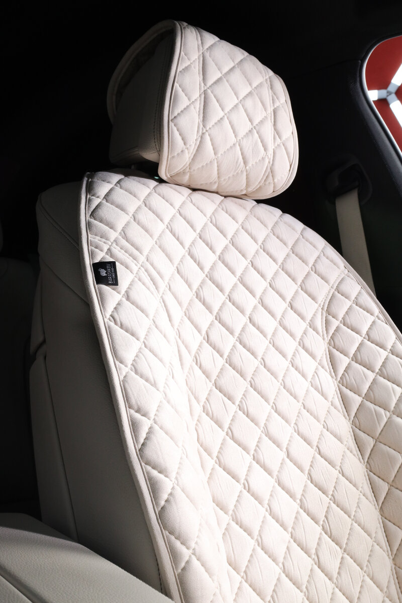 Модель XL из алькантары