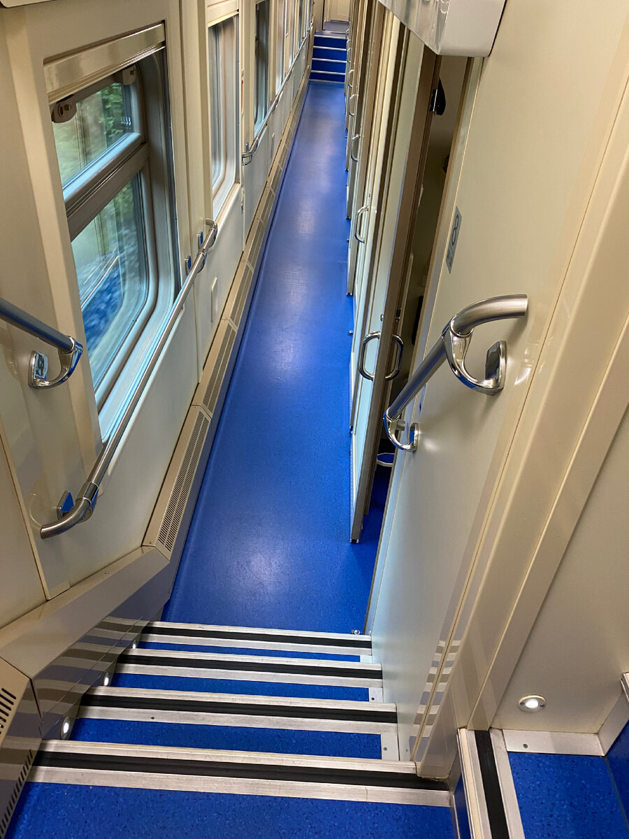 Ступеньки вниз