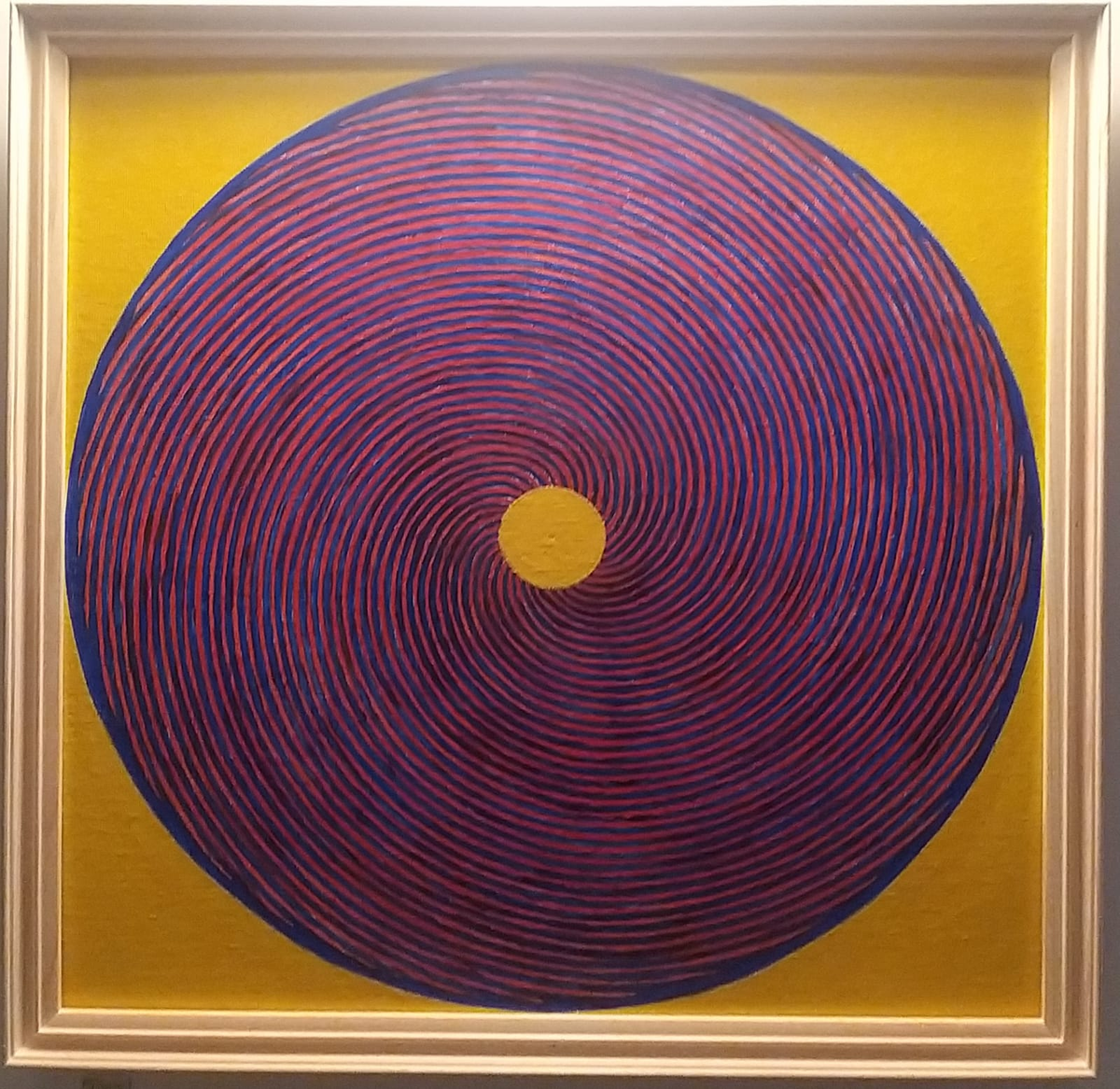 40х40 акрил три цвета. День. 

"...Остальные цвета палитры Иттаурмалх отдал людям, которые не знали, что с ними делать и в конце концов оставили как есть (As Is), так и не меняя название CMYK." ( Безымянный2.txt )