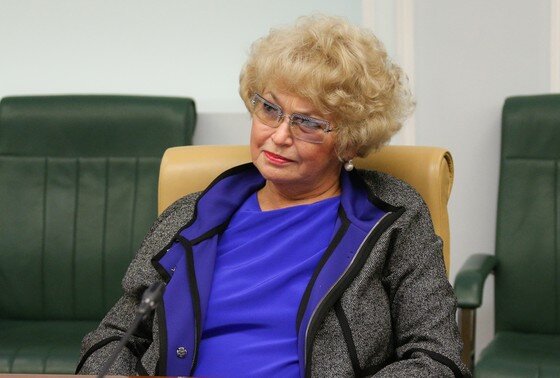    Людмила Нарусова