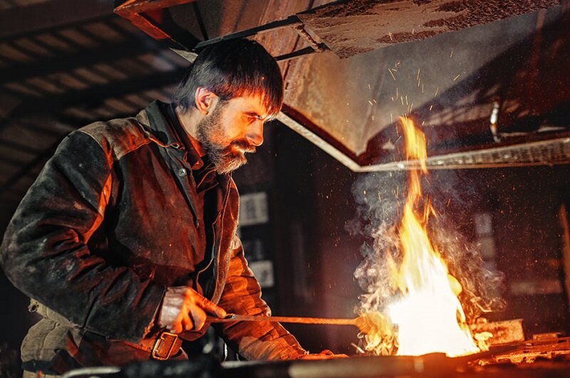 При средней зарплате большую пенсию не заработать