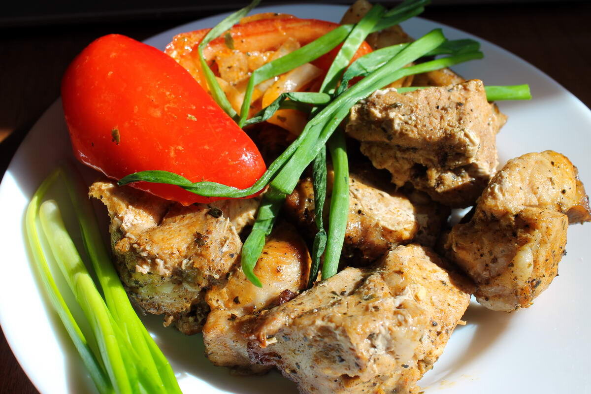 Прекрасный вариант, когда рядом нет мангала.  