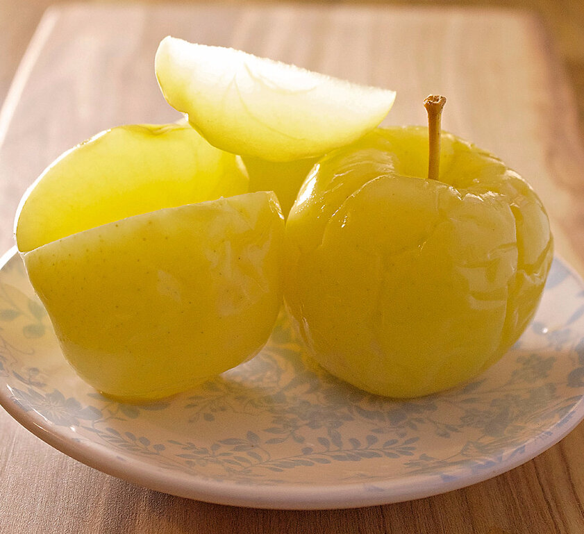 Семь простых и вкусных заготовок из яблок и груш на зиму