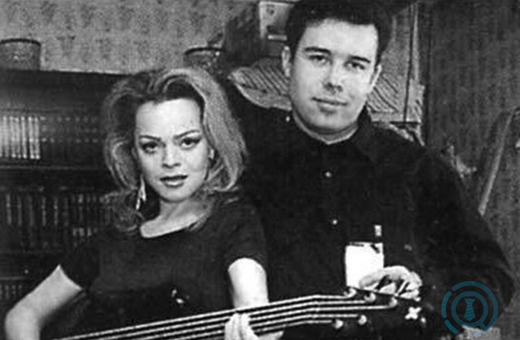 Илья Спицин младше звезды на 13 лет