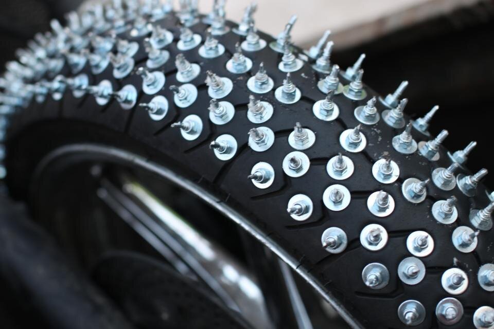 Не выкидавайте ненужные гвозди! И такое возможно!