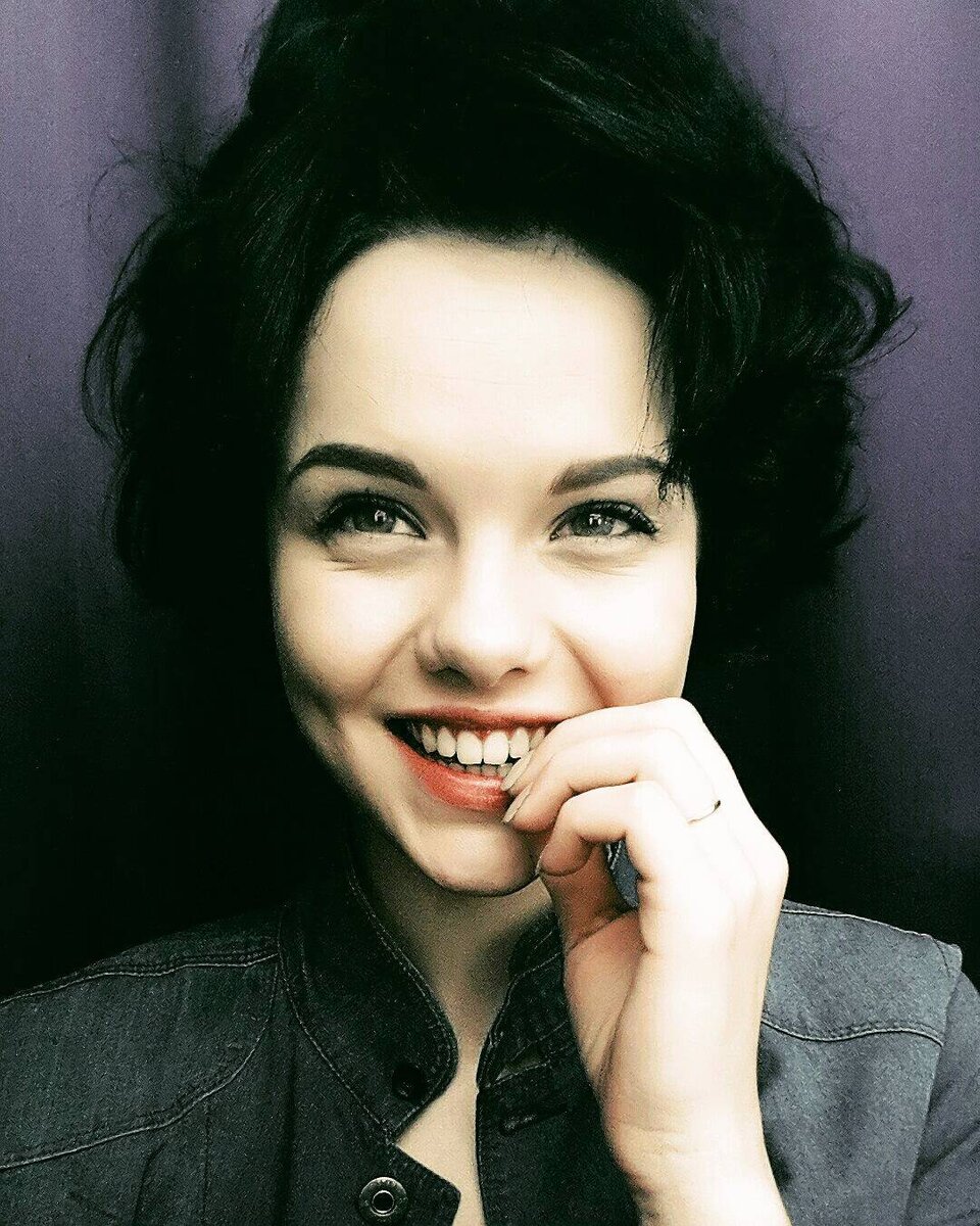 Вика поплевченкова фото биография