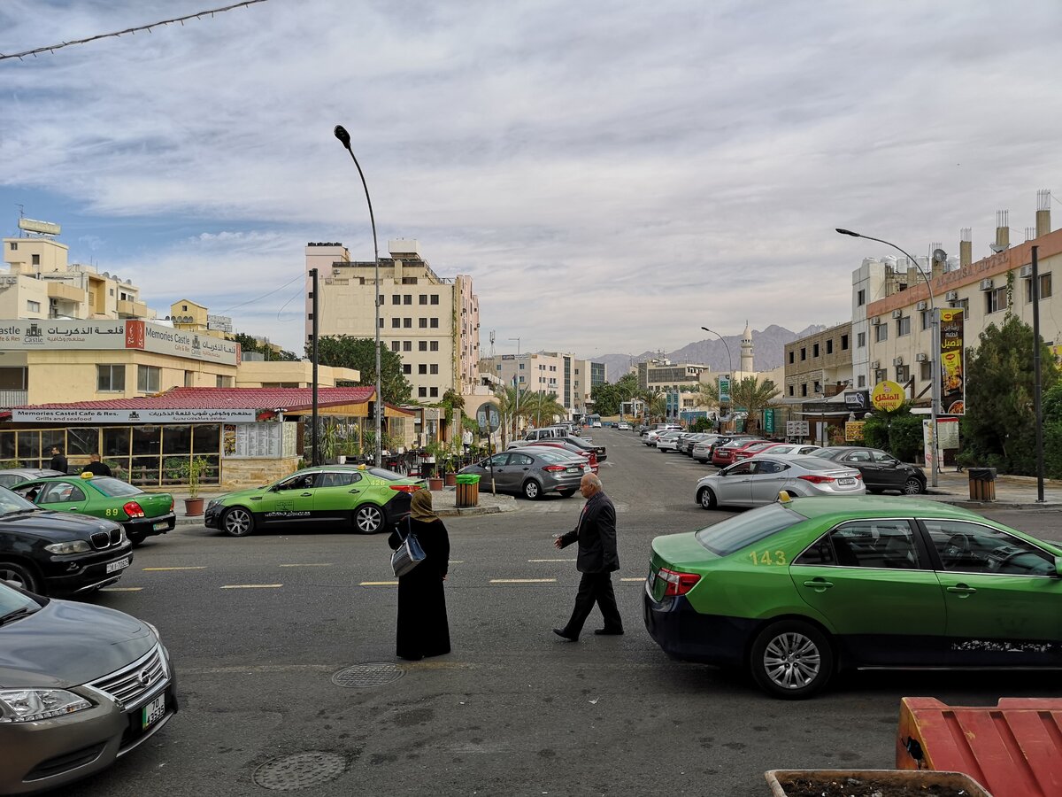 На улицах Иорданской Акабы