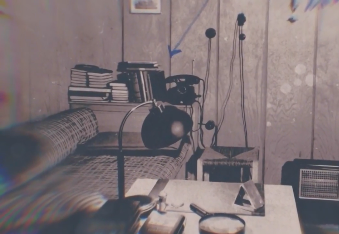                                                               спальня Гитлера в бункере