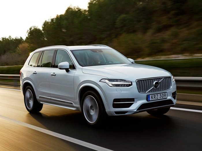 Volvo XC90 собрал высшие балы на краш-тестах.