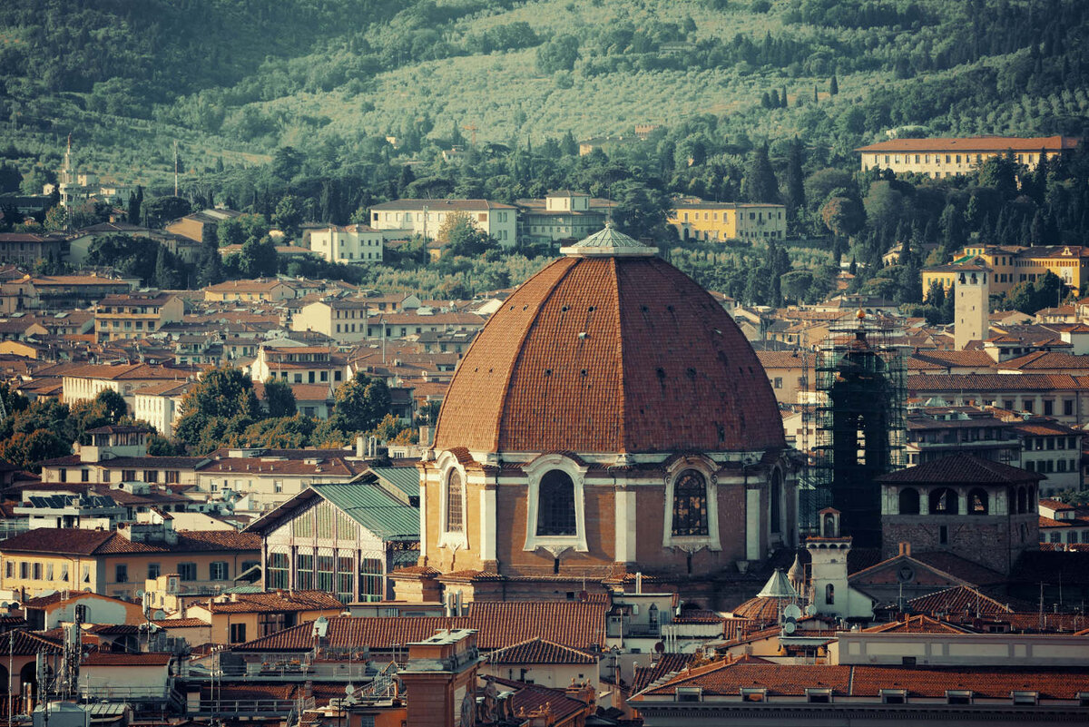 Церковь Сан-Лоренцо, где находится «Новая Сакрестия» работы Микеланджело