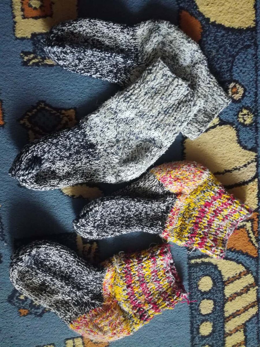 Настоящие носки от настоящего мужчины. А чем занимаются ваши мужья на досуге?