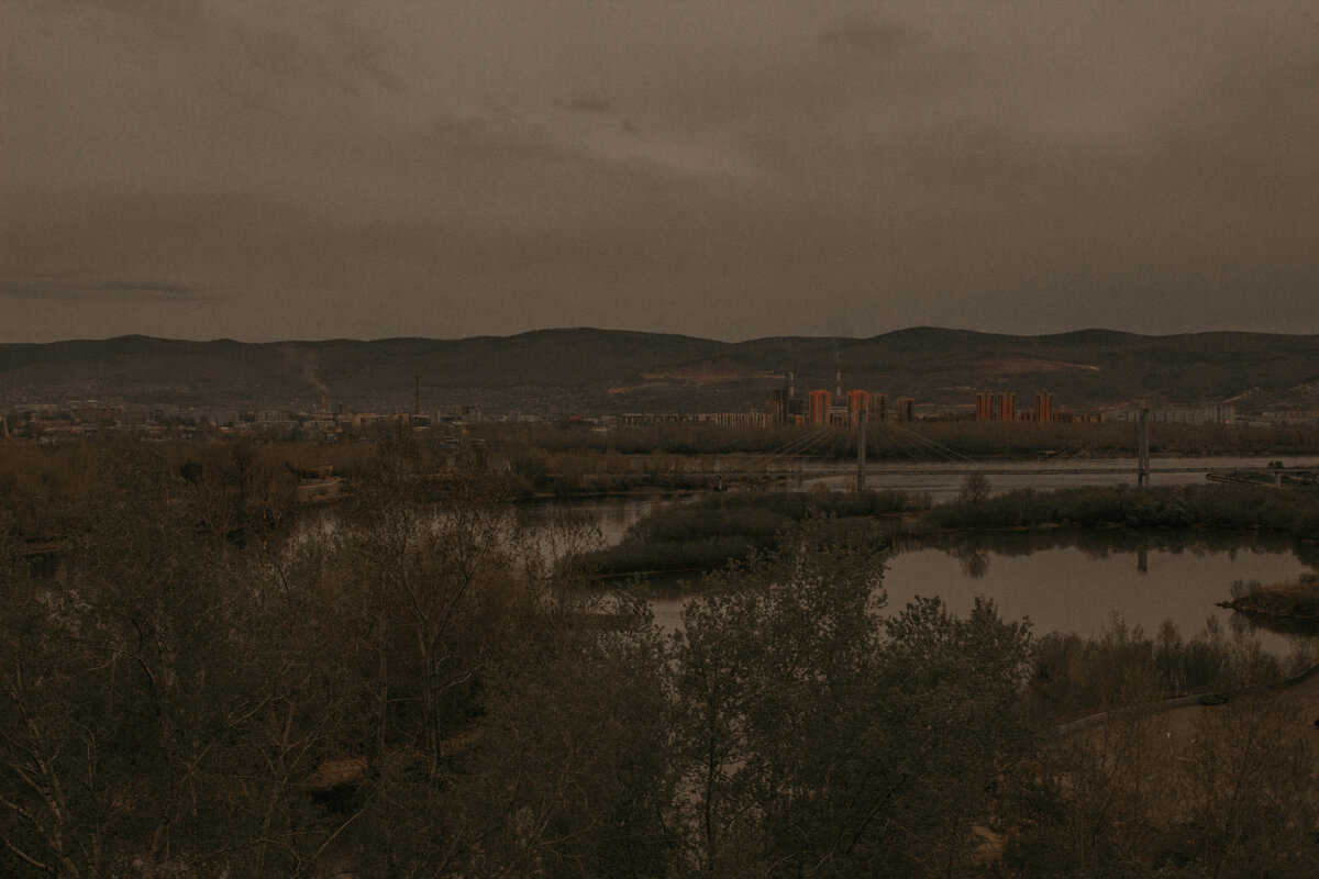 Енисей Красноярск, вид на правый промышленный берег