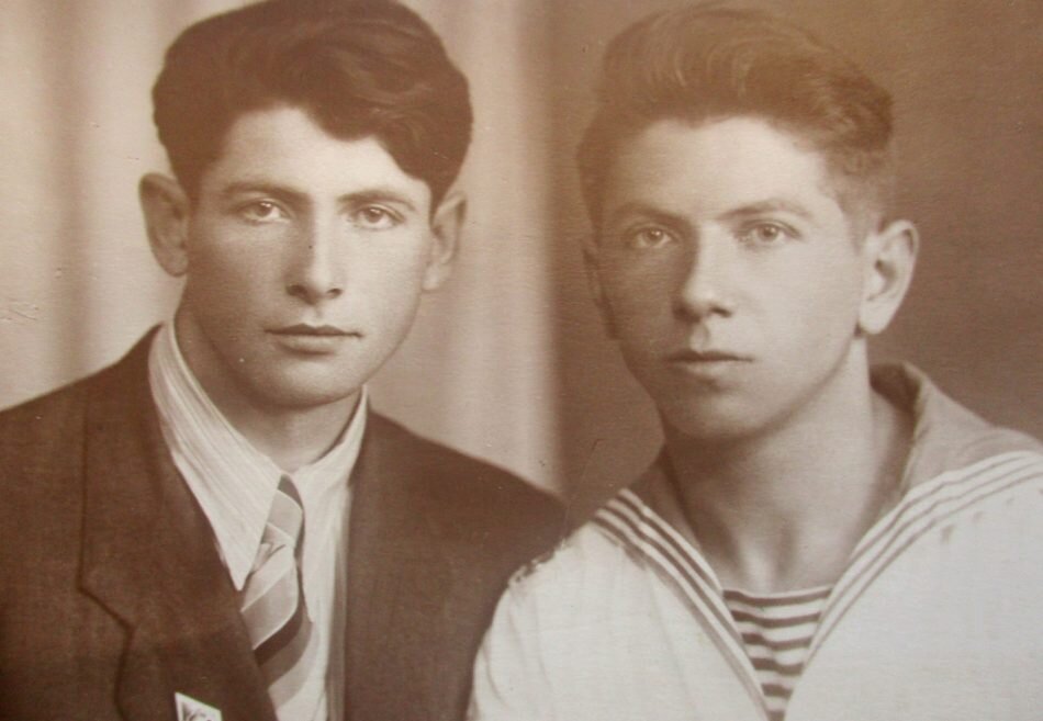 Леонард Жемойтель (слева) и Олег Никитин