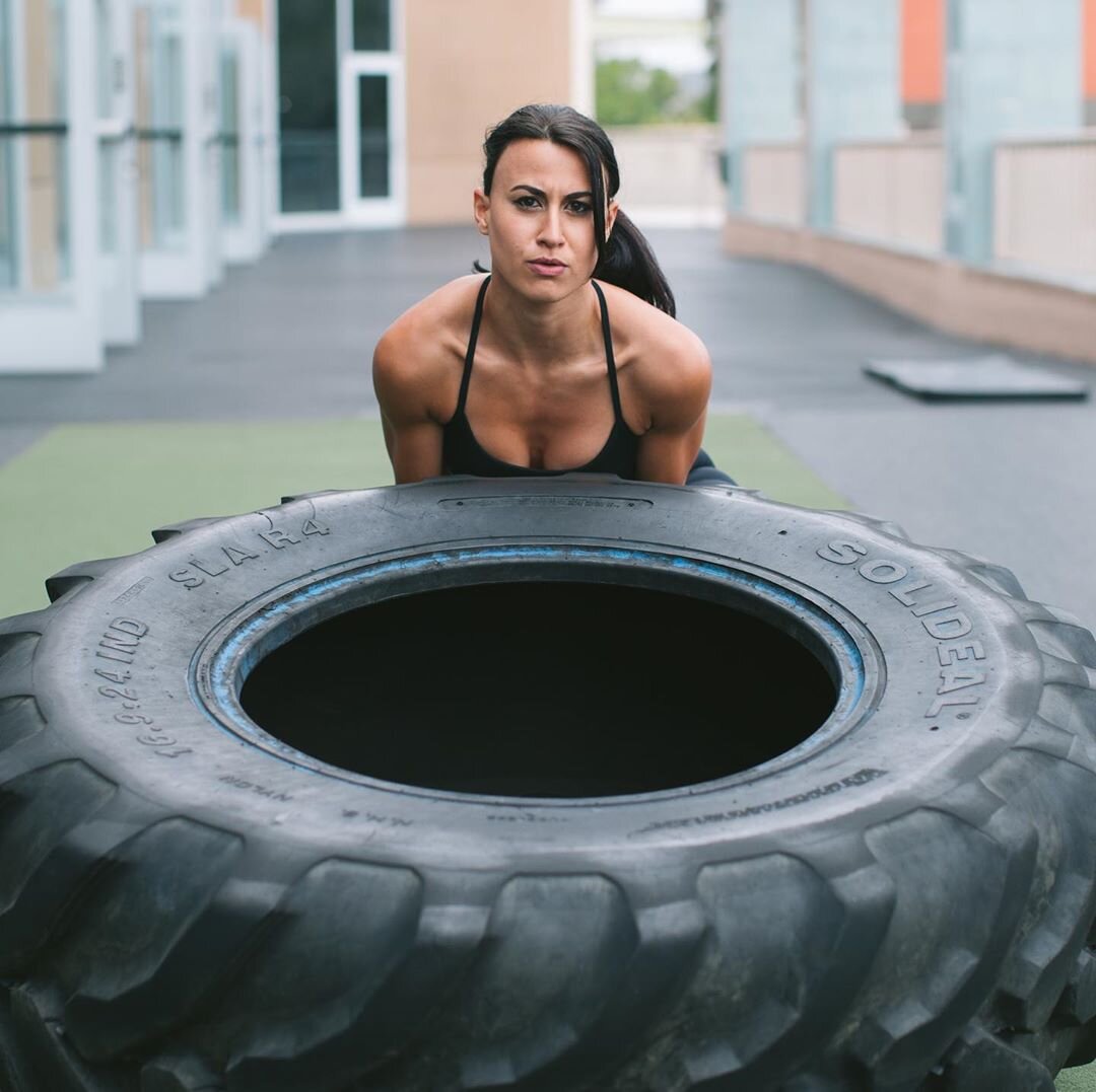 Вот такие теперь на Кипре Афродиты)))