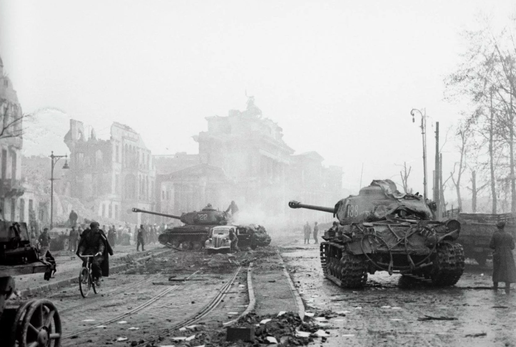 Берлин 1945-го