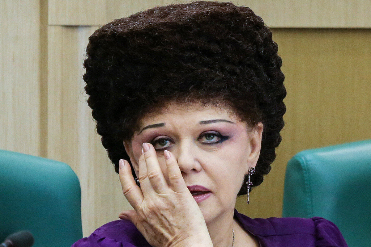 Прическа депутата Валентины Петренко