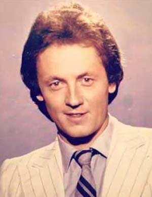 1981 Яак Йоала с песней "Я тебя рисую"
Эстонский музыкант эту песню спел на пике  своей популярности.