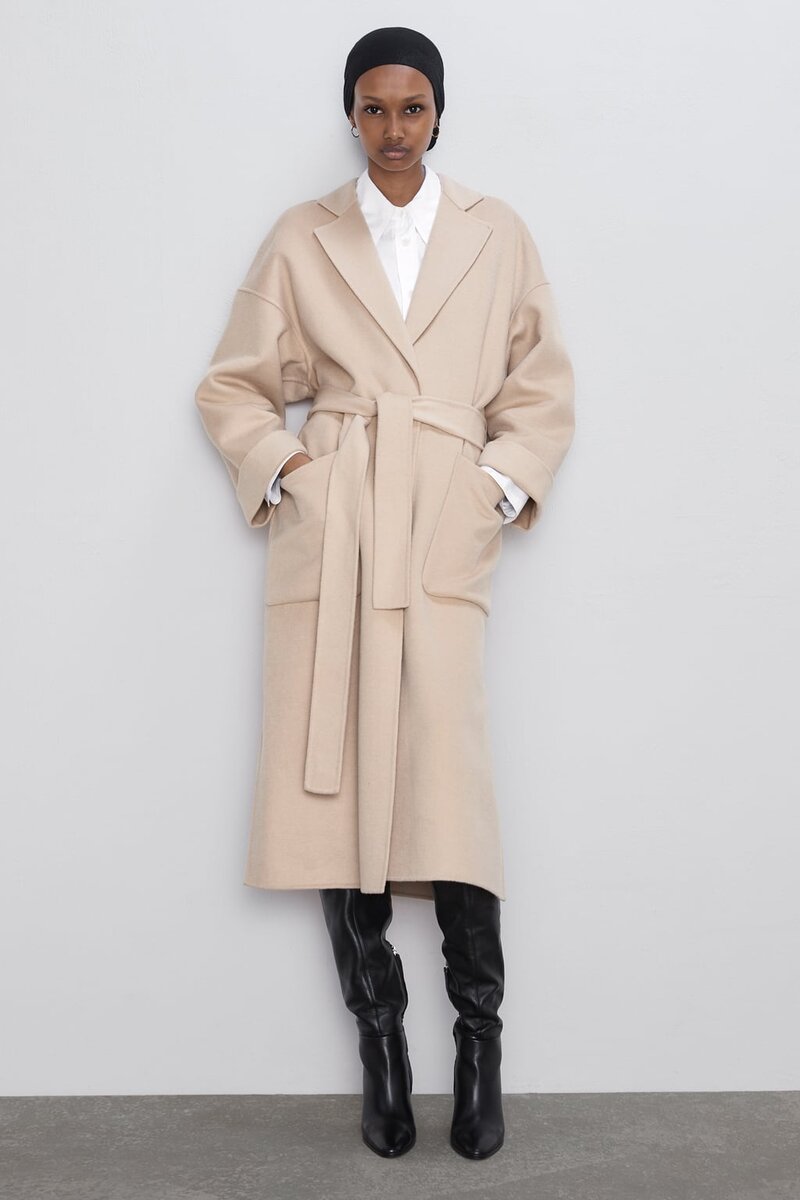 Источник фото: пальто с накладными карманами, Zara, 12 999 RUB
