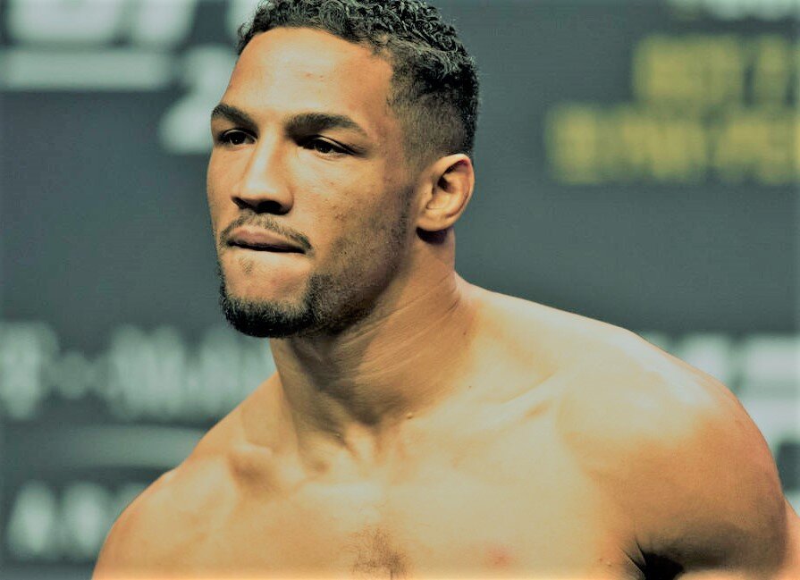 Кевин юфс. Кевин монстр ренделман. Боец юфс кевин. Кевин ли боец. Эдсон барбоза кевин ли.