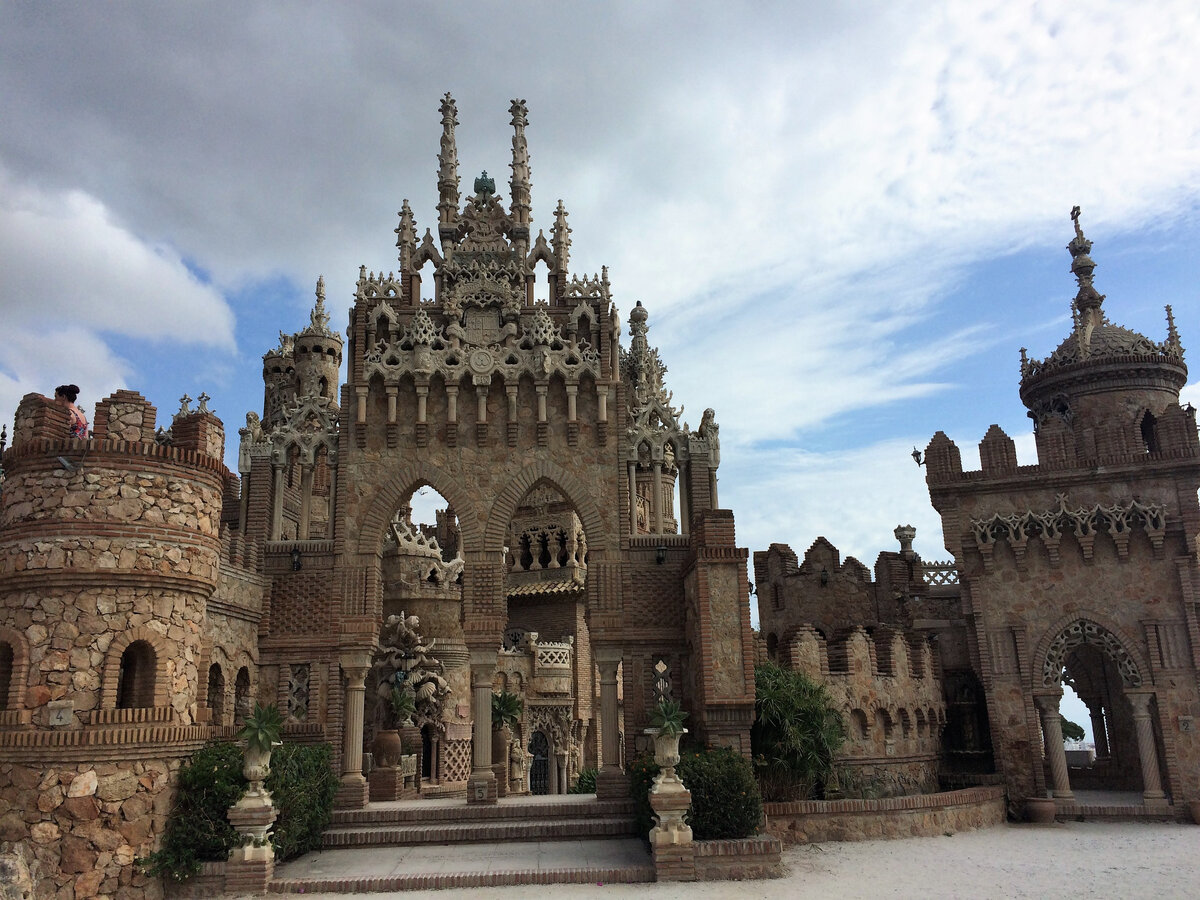 Castillo Monumento Colomares центральная часть