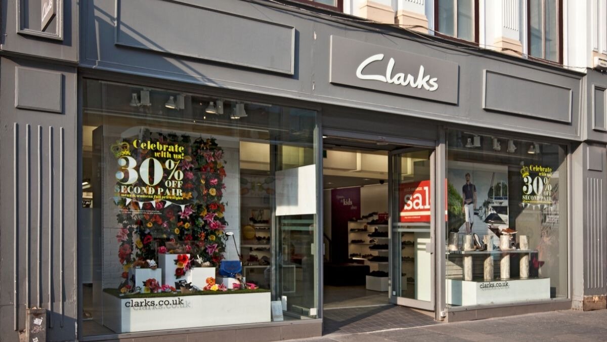 Обувной магазин Clarks