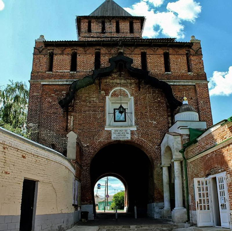Пятницкие ворота в коломне фото Коломна. Кремль У Господа нет на Земле других рук, кроме наших LiveJournal