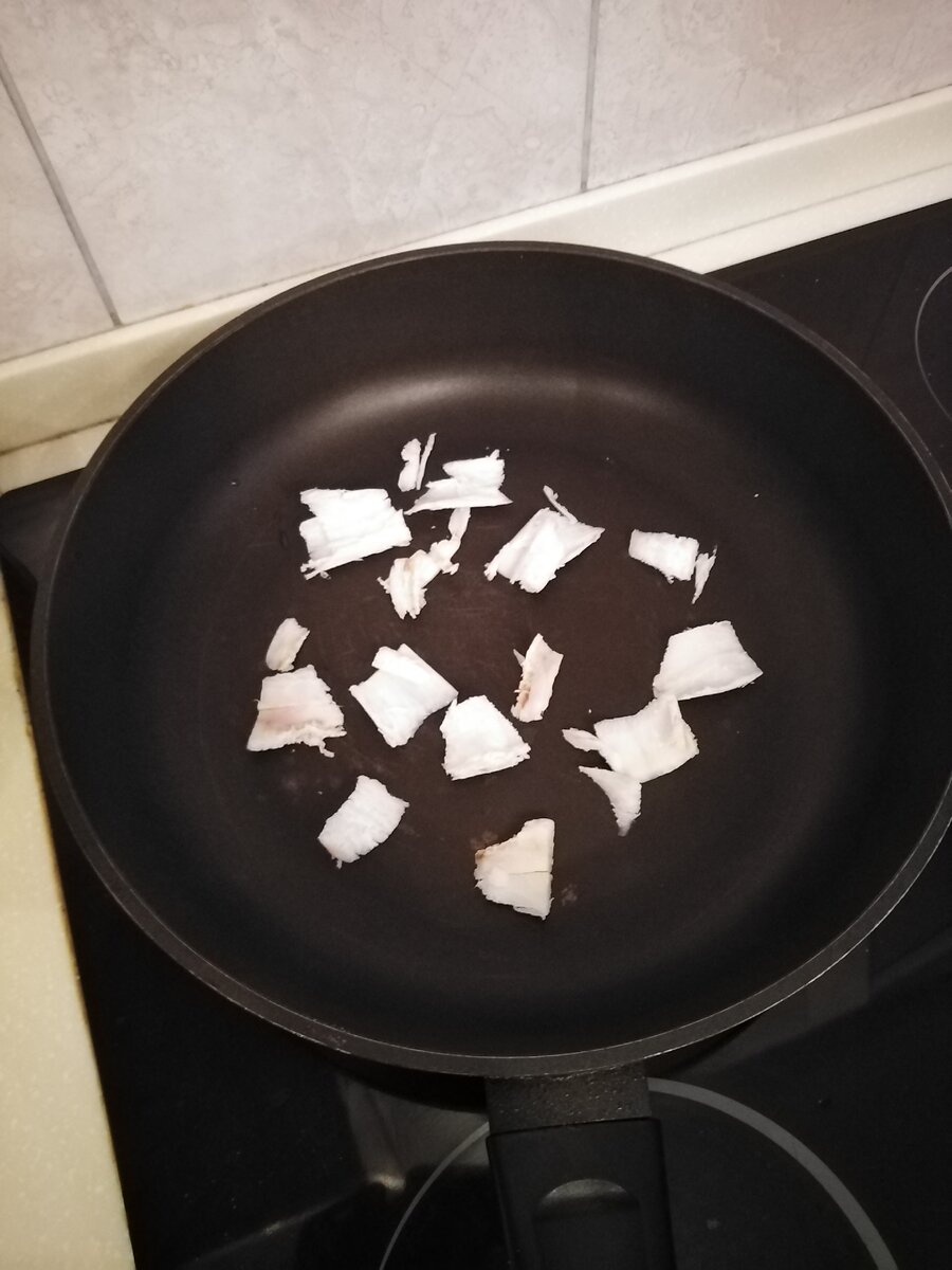 Фото автора. Сало на сковородке