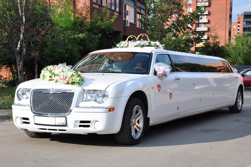 В Нью-Йорке популярна регистрация брака в лимузинах. Фото yandex.ru
