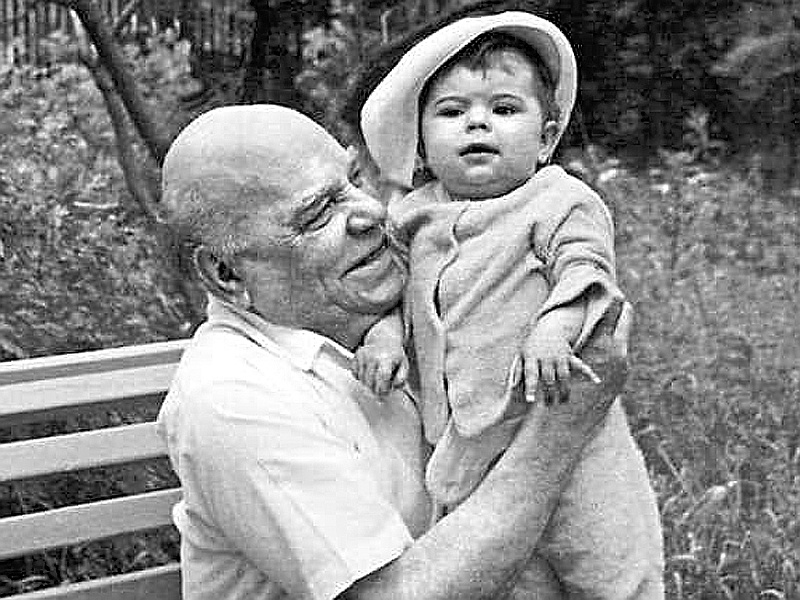 Поздняя любовь Алексея Грибова10