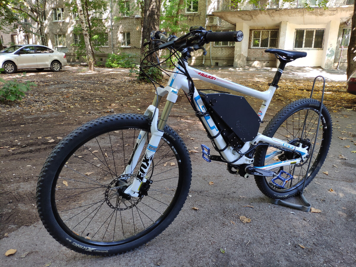 Электровелосипед GT Helion Expert