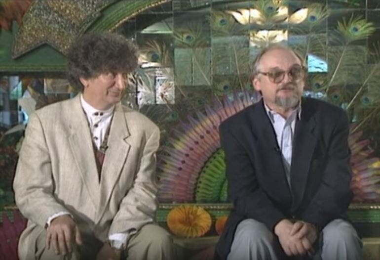 Юрий Энтин и Геннадий Гладков. Кадр из передачи «Остров Чунга-Чанга» (1996), посмотреть её можно здесь: https://youtu.be/P_Vf0bsC2-E