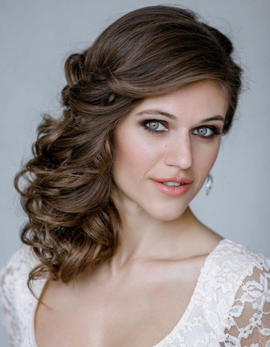 48 Mother Of The Bride Hairstyles Wedding Forward Mother of the bride hair, Brid