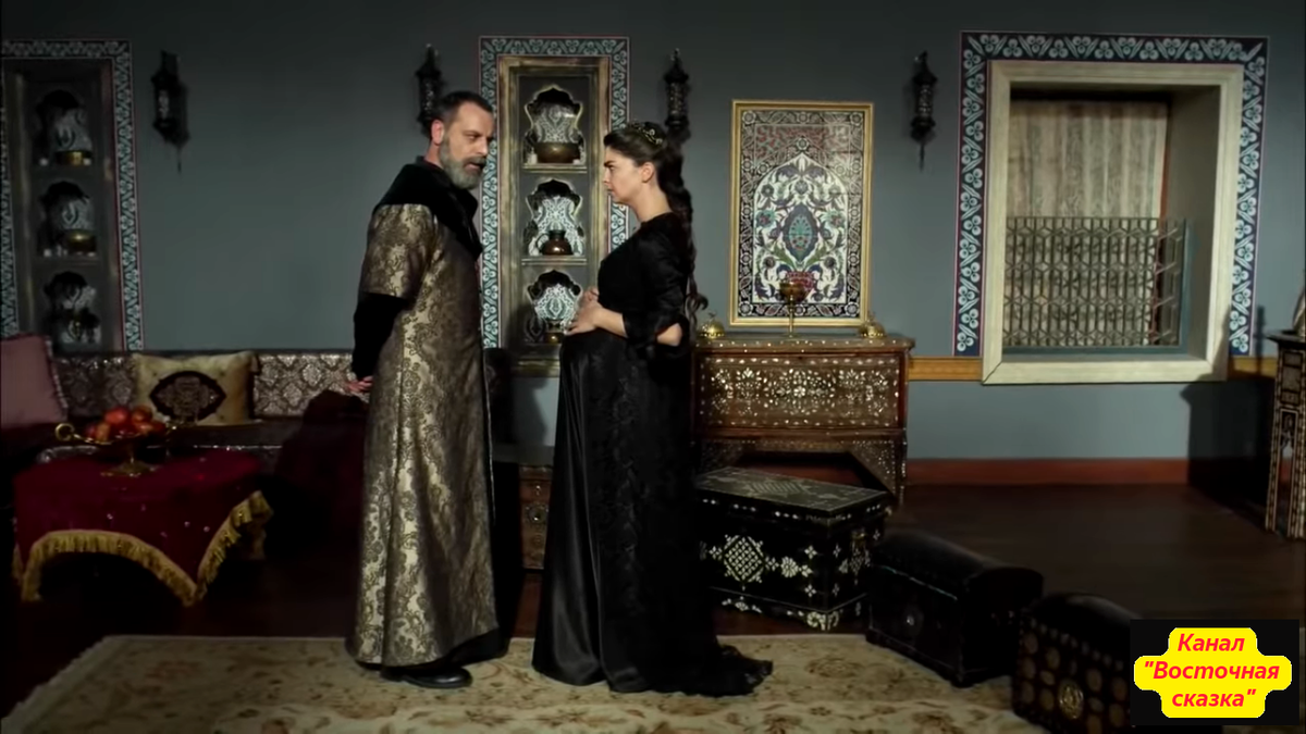 Михримах собирается переехать во дворец отца