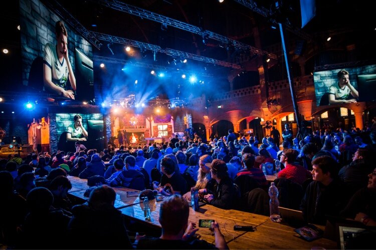 Создать карусель             Добавьте описание