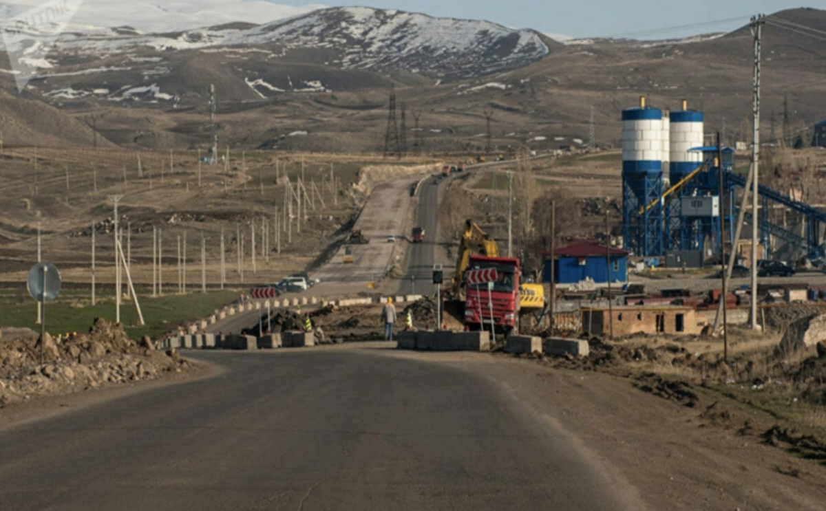 Армения построят. Дороги Армении. Автотрасса Армения.