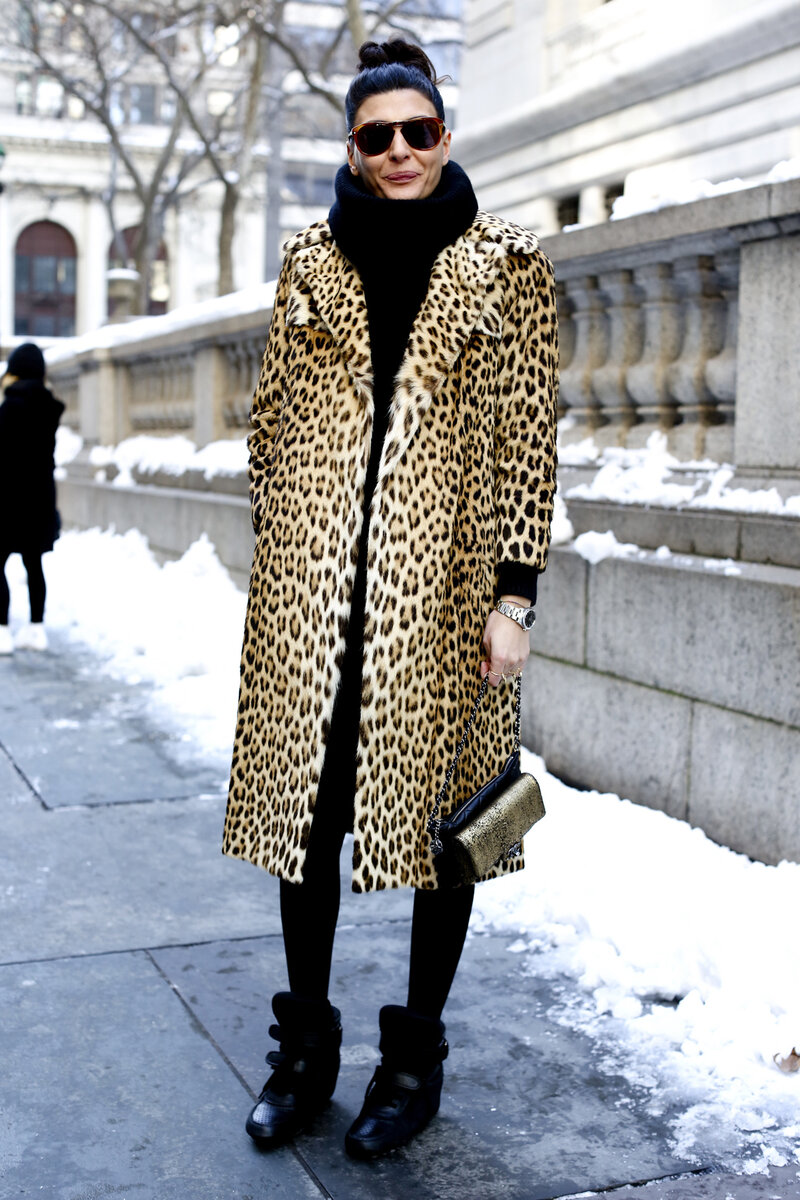 Леопардовая шуба Street Style