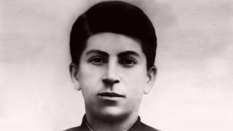 Сталин детское фото