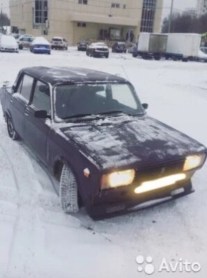 фото https://www.avito.ru/moskva/avtomobili/vaz_2105_2000_1266551548