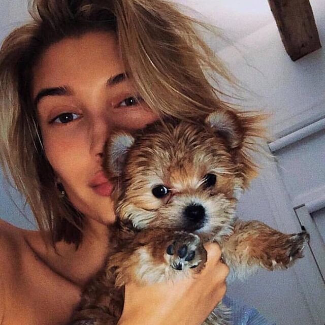 Хейли Бибер с Оскаром