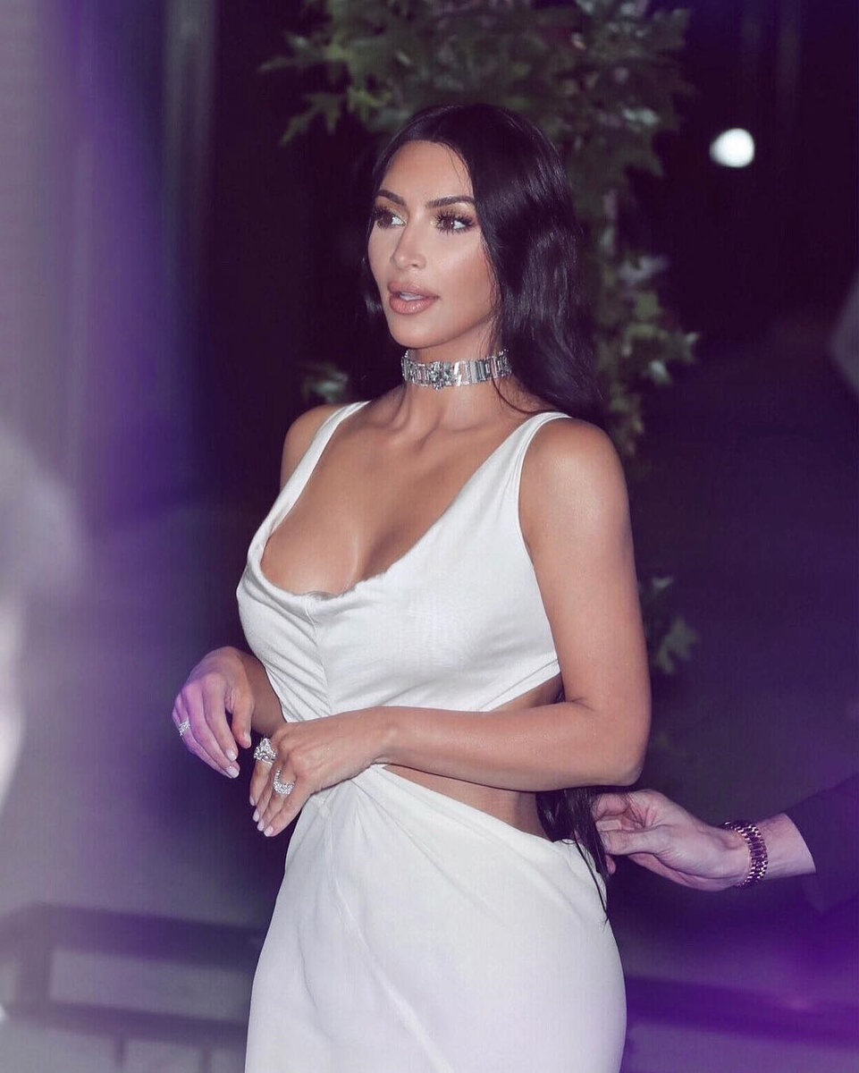 Ким Кардашян Уест (instagram.com/kimkardashian)
