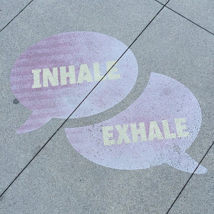 "inhale-exhale" - с англ."вдох-выдох"
