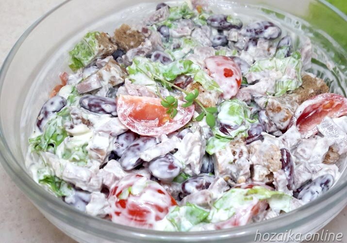 Салат с говядиной и фасолью - очень вкусный, зуб даю)