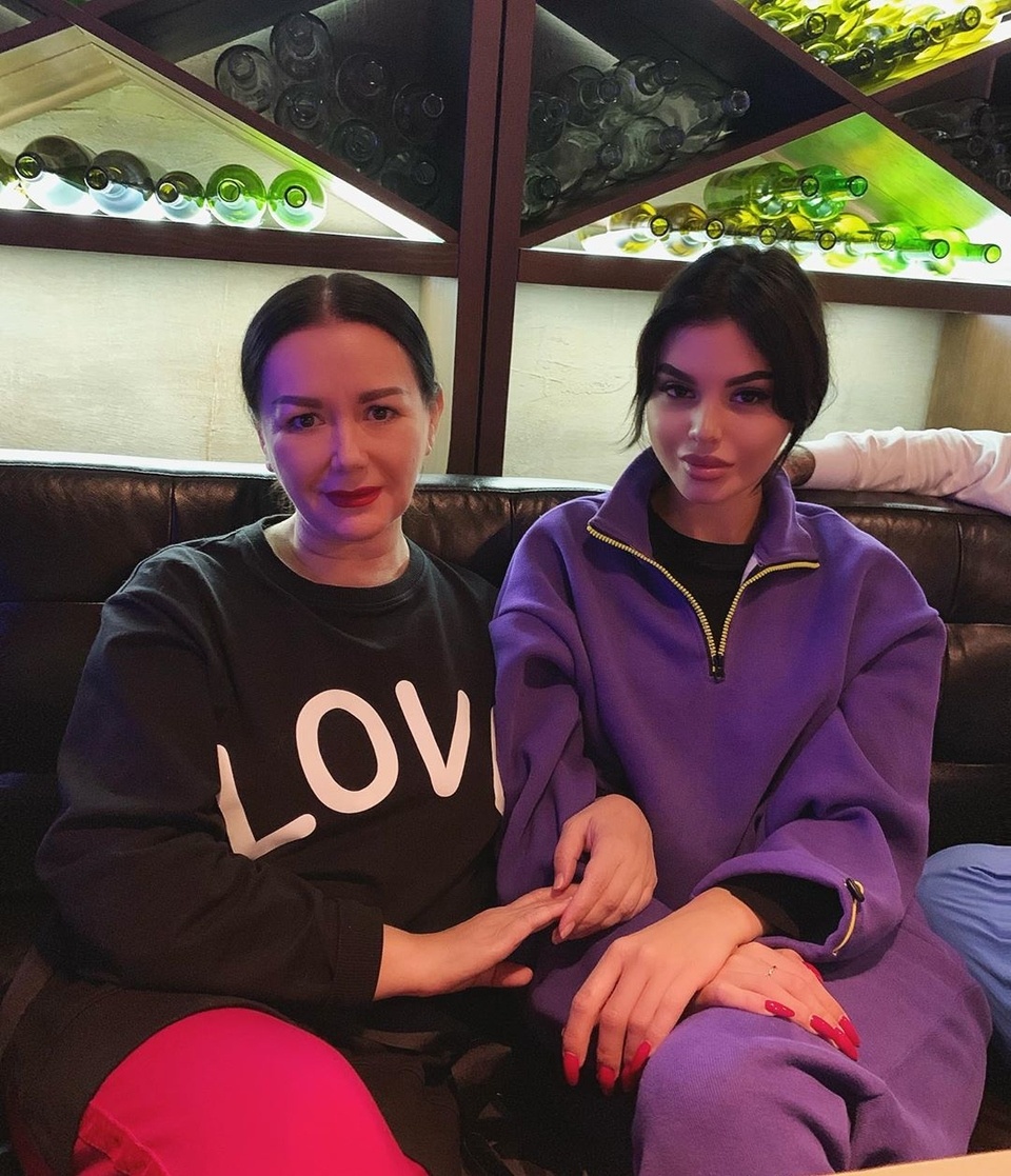 Яна волновалась перед встречей с мамой Захара 
​Фото: «Инстаграм»