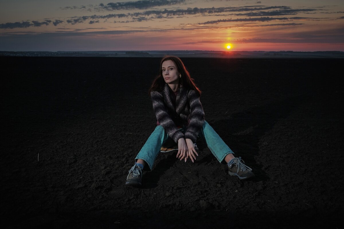 Закат в поле. Весна 2019. Подпишитесь на канал и поставьте лайк.