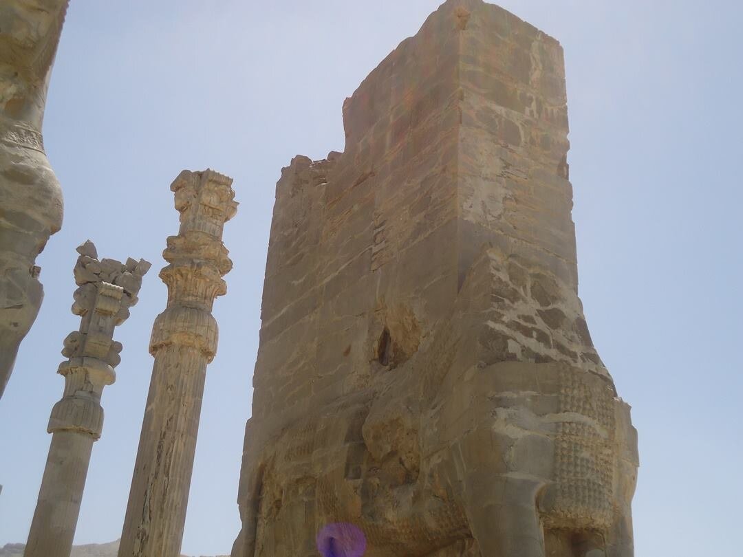 Ворота Мира