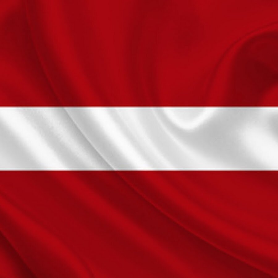 Флаг Латвии