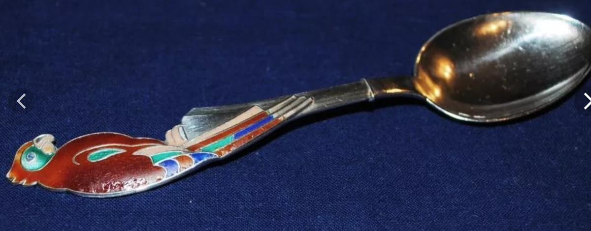 Детская ложечка с эмалью. СССР