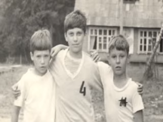 Пионерлагерные друзья навек, фото из свободного доступа.