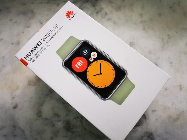 Распаковка Huawei Watch Fit