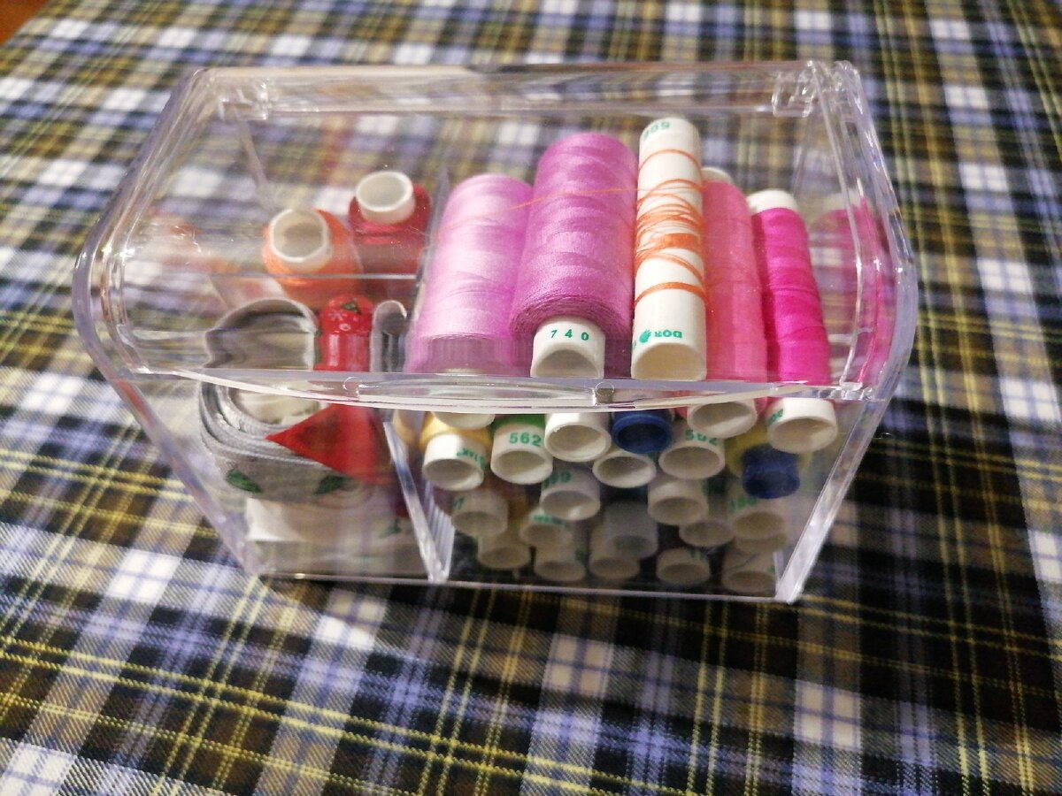 Всё видно и ничего не пылится